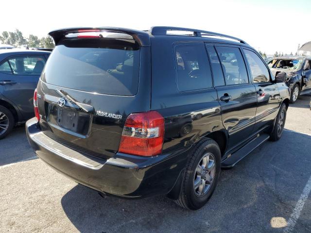 Photo 3 from auction – 2005 TOYOTA HIGHLANDER with VIN JTEDP21A050058774
