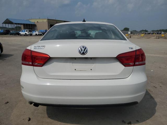 Photo 6 from auction – 2015 VOLKSWAGEN PASSAT S with VIN 1VWAS7A34FC080729