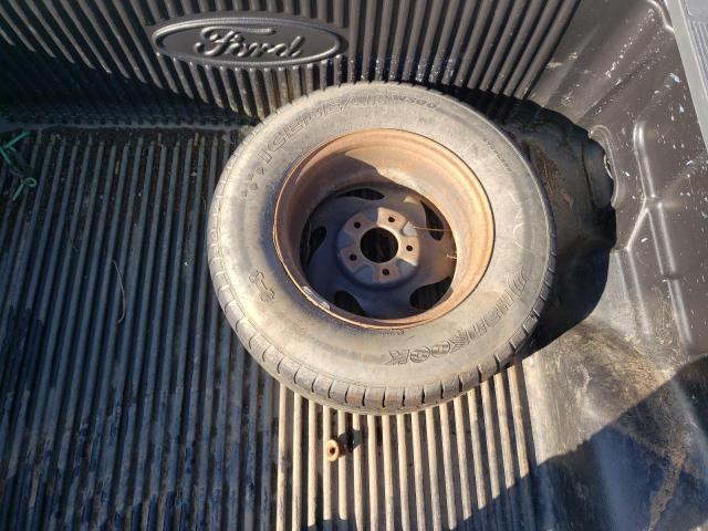 Photo 12 from auction – 2002 FORD F150 with VIN 2FTRX17W82CA27655
