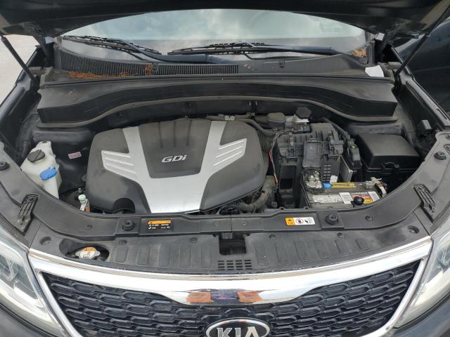 Photo 11 from auction – 2015 KIA SORENTO LX with VIN 5XYKT4A70FG637007