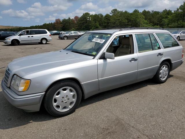 MERCEDES-BENZ E-CLASS 1994 with VIN WDBEA92E6RF289409 - Photo from auction