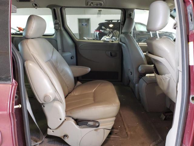 Photo 11 from auction – 2001 CHRYSLER TOWN & COU with VIN 2C8GP54L71R201329