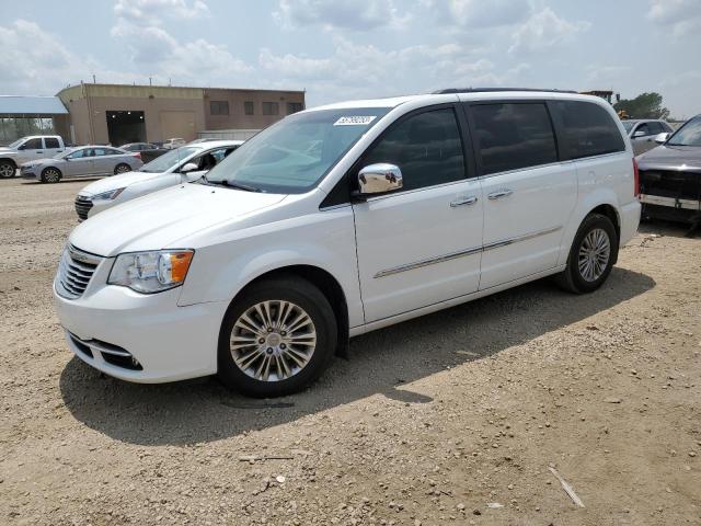 CHRYSLER TOWN & COU 2016 with VIN 2C4RC1CGXGR149142 - Photo from auction