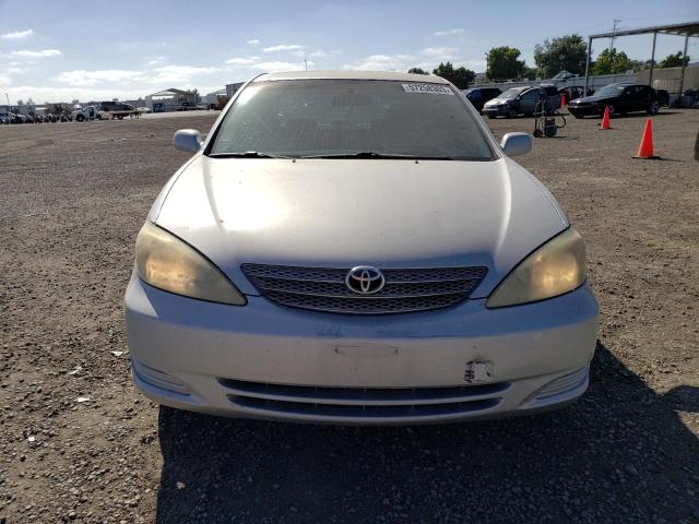 Photo 5 from auction – 2004 TOYOTA CAMRY LE with VIN JTDBE32K740267698