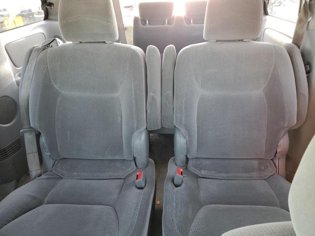 Photo 10 from auction – 2005 TOYOTA SIENNA LE with VIN 5TDBA23C55S042370