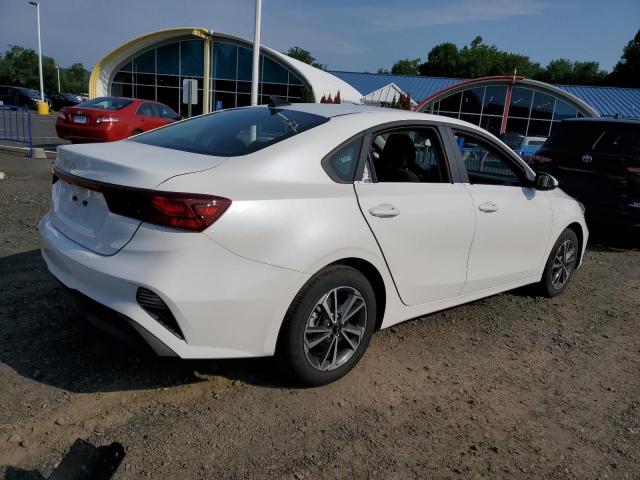 Photo 3 from auction – 2023 KIA FORTE LX with VIN 3KPF24AD2PE589020