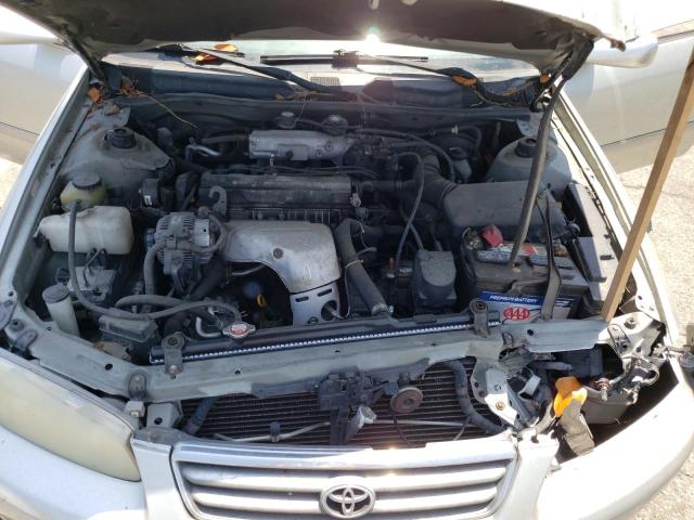 Photo 11 from auction – 2001 TOYOTA CAMRY LE with VIN JT2BG28K210543530