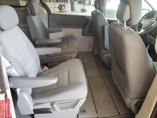 Photo 11 from auction – 2010 CHRYSLER TOWN & COU with VIN 2A4RR5DX5AR387776
