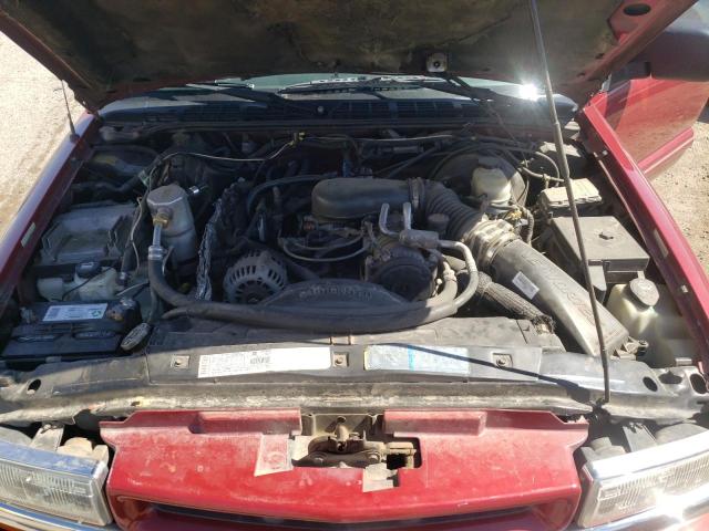 Photo 11 from auction – 2002 CHEVROLET BLAZER with VIN 1GNDT13W92K143591