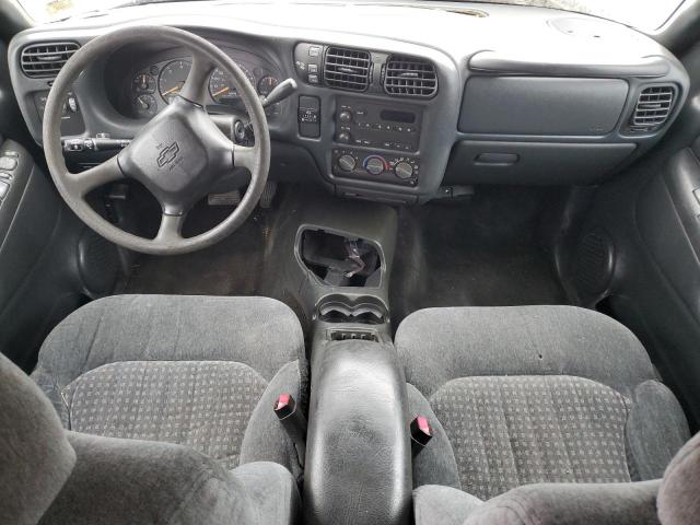 Photo 8 from auction – 2004 CHEVROLET BLAZER with VIN 1GNDT13XX4K163392