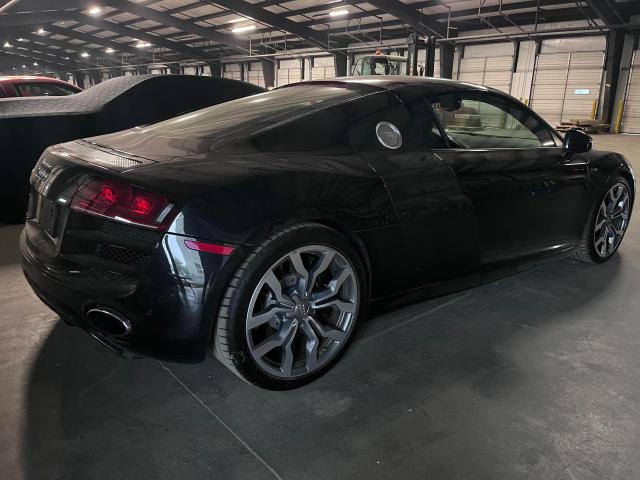 Photo 3 from auction – 2012 AUDI R8 5.2 QUA with VIN WUAGNAFGXCN002827