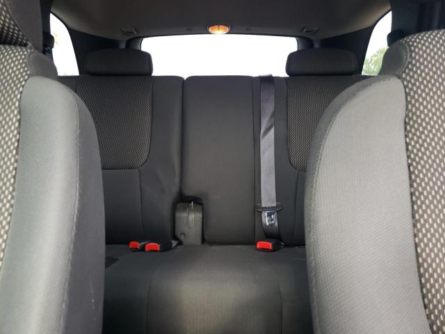 Photo 10 from auction – 2006 PONTIAC TORRENT with VIN 2CKDL73F066101713