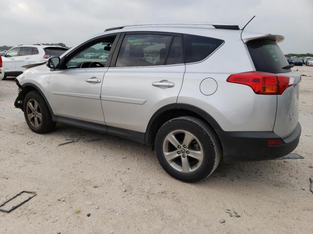 Photo 2 from auction – 2015 TOYOTA RAV4 XLE with VIN JTMWFREV8FD046968