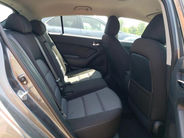 Photo 10 from auction – 2016 KIA FORTE LX with VIN KNAFK5A85G5659109