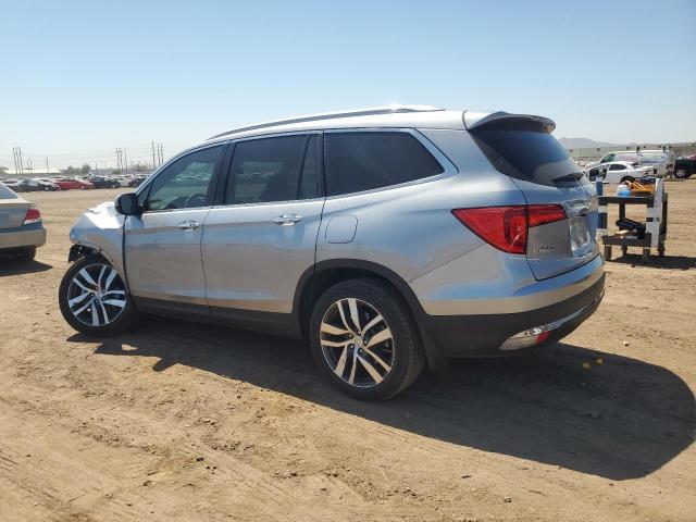 Photo 2 from auction – 2017 HONDA PILOT TOUR with VIN 5FNYF5H94HB021707