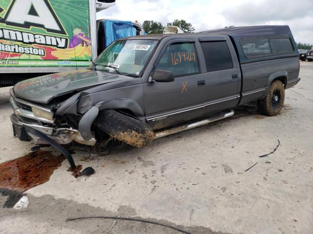 CHEVROLET G3500 2000 with VIN 1GCHK33J1YF428395 - Photo from auction