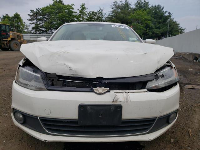 Photo 5 from auction – 2011 VOLKSWAGEN JETTA SEL with VIN 3VWLZ7AJ2BM375940