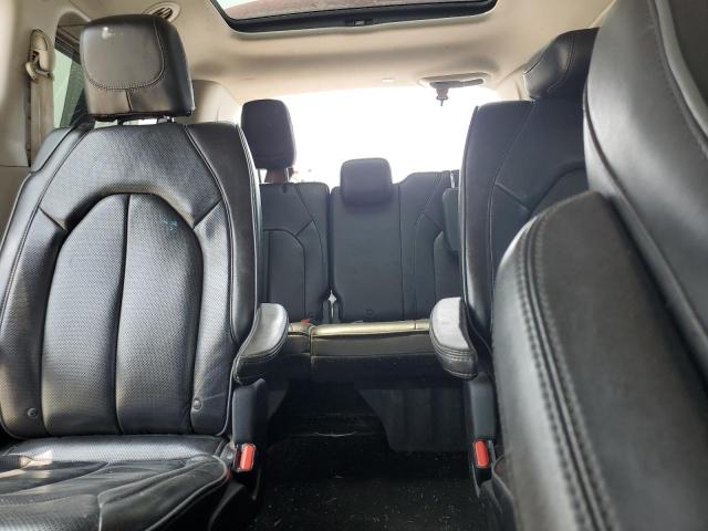 Photo 10 from auction – 2018 CHRYSLER PACIFICA L with VIN 2C4RC1GGXJR276104