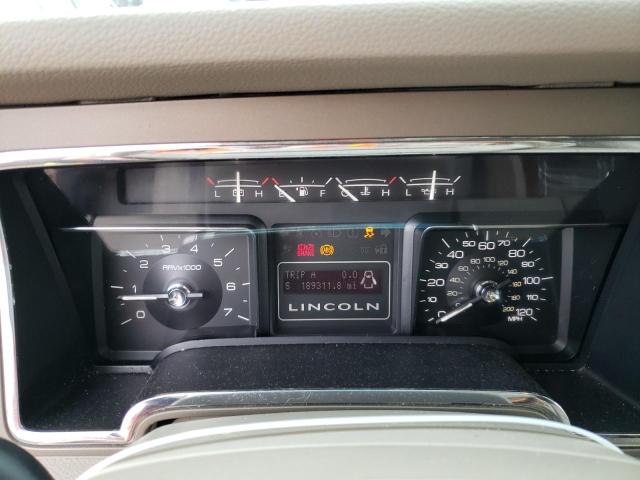 Photo 9 from auction – 2011 LINCOLN NAVIGATOR with VIN 5LMJJ2J55BEJ03677