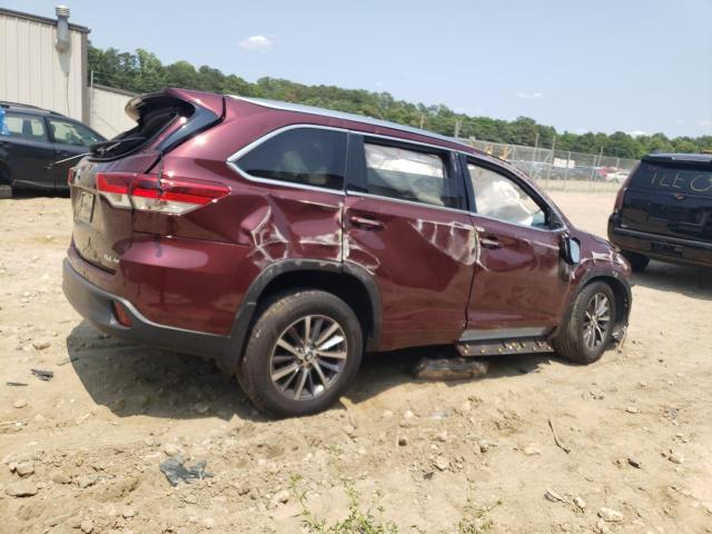 Zdjęcie 3 z aukcji – 2017 TOYOTA HIGHLANDER z VIN 5TDJZRFH7HS414171
