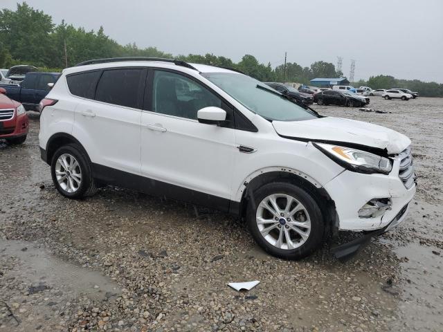 Photo 4 from auction – 2017 FORD ESCAPE SE with VIN 1FMCU0GD6HUC87550