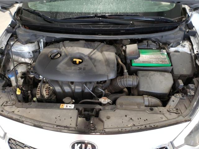 Photo 11 from auction – 2016 KIA FORTE LX with VIN KNAFK5A85G5607656