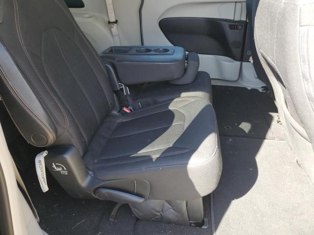 Photo 11 from auction – 2018 CHRYSLER PACIFICA T with VIN 2C4RC1FG7JR218999