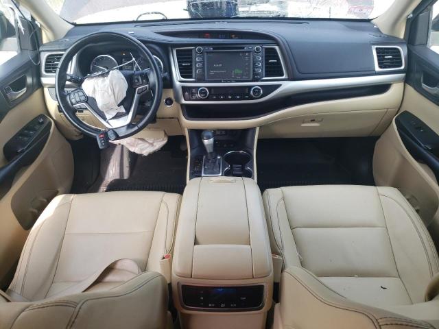 Photo 8 from auction – 2018 TOYOTA HIGHLANDER with VIN 5TDJZRFH0JS843450