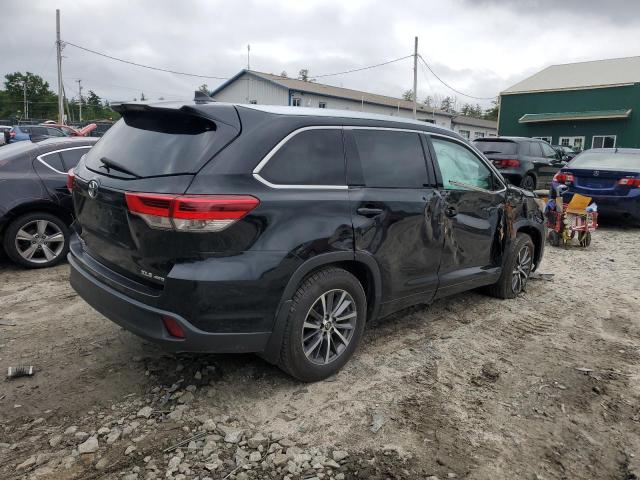 Photo 3 from auction – 2018 TOYOTA HIGHLANDER with VIN 5TDJZRFH9JS894557