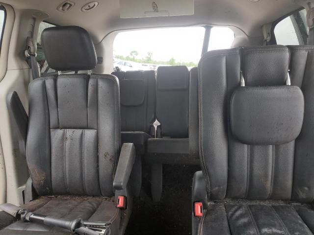 Photo 10 from auction – 2014 CHRYSLER TOWN & COU with VIN 2C4RC1BG6ER446343