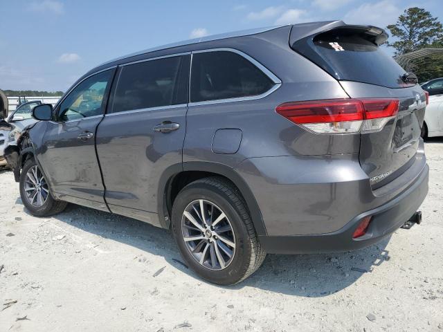 Photo 2 from auction – 2017 TOYOTA HIGHLANDER with VIN 5TDKZRFH0HS519154