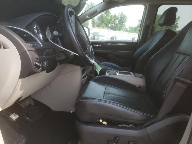 Photo 7 from auction – 2016 CHRYSLER TOWN & COU with VIN 2C4RC1BG2GR268529