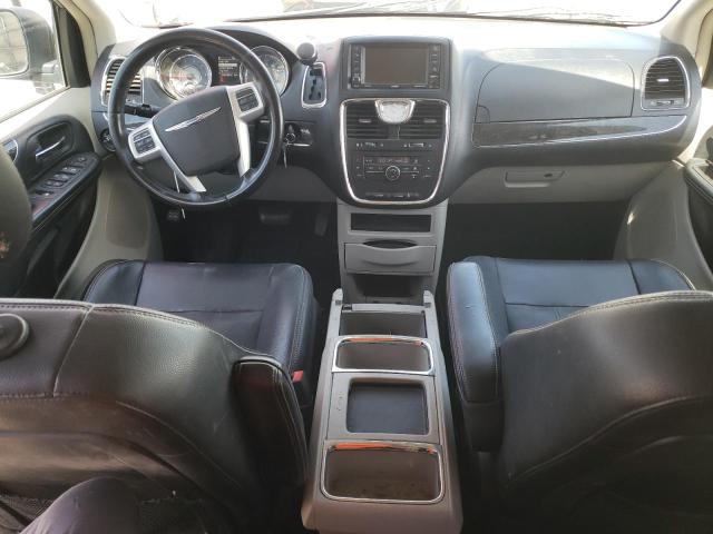 Photo 8 from auction – 2014 CHRYSLER TOWN & COU with VIN 2C4RC1BG7ER448523