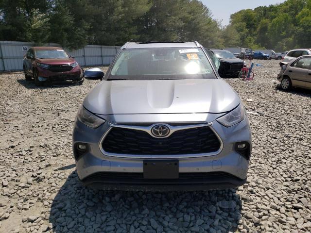 Photo 5 from auction – 2021 TOYOTA HIGHLANDER with VIN 5TDDZRBHXMS106599