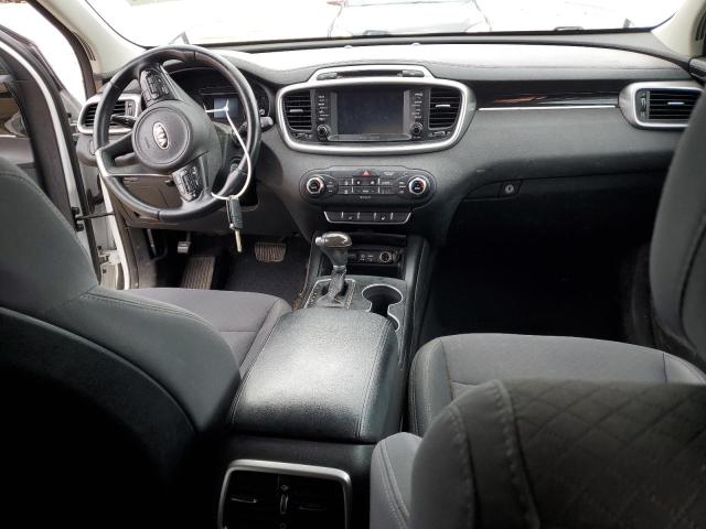 Photo 8 from auction – 2017 KIA SORENTO LX with VIN 5XYPGDA33HG322647