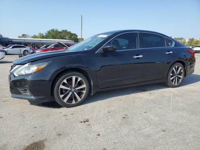 NISSAN ALTIMA 2.5 2017 with VIN 1N4AL3AP3HN324671 - Photo from auction