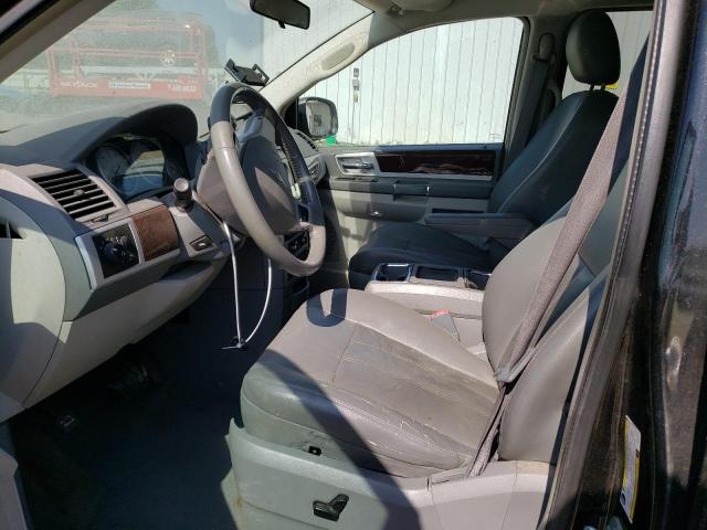Photo 7 from auction – 2010 CHRYSLER TOWN & COU with VIN 2A4RR5DX0AR137121