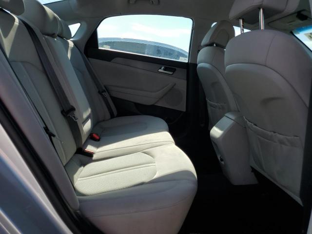Photo 10 from auction – 2017 HYUNDAI SONATA SE with VIN 5NPE24AFXHH573741