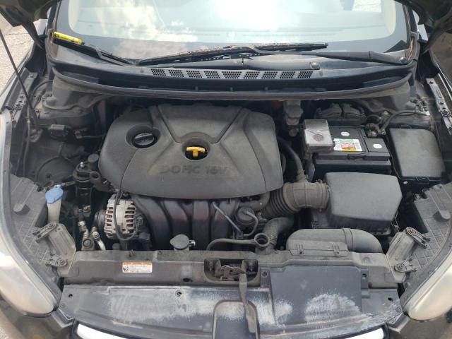 Photo 11 from auction – 2012 HYUNDAI ELANTRA GL with VIN 5NPDH4AE7CH105878