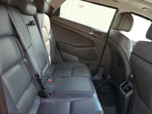 Photo 11 from auction – 2016 HYUNDAI TUCSON LIM with VIN KM8J3CA22GU125626