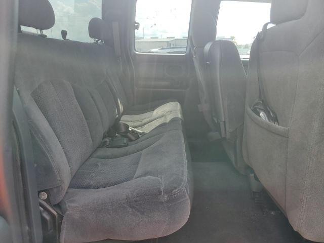 Photo 10 from auction – 2002 CHEVROLET SILVERADO with VIN 2GCEK19T021121136