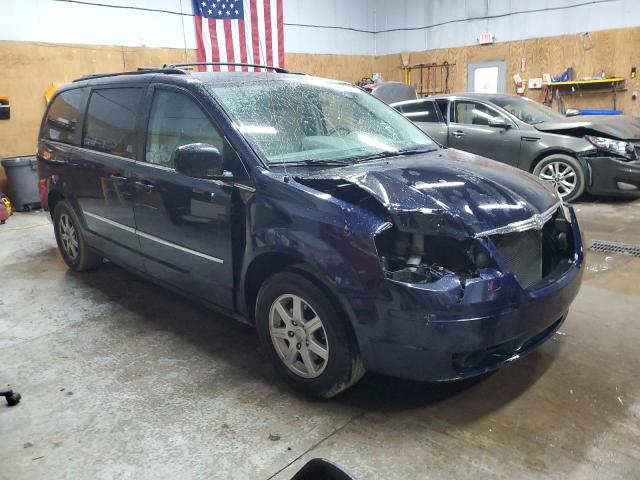Photo 4 from auction – 2010 CHRYSLER TOWN & COU with VIN 2A4RR5D10AR193880