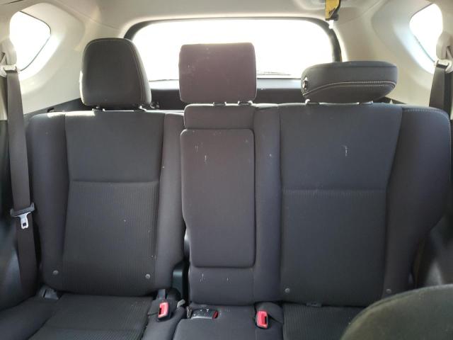 Photo 10 from auction – 2015 TOYOTA RAV4 XLE with VIN JTMRFREV7FD171828