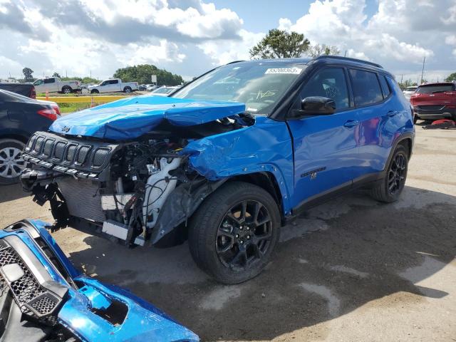 JEEP COMPASS LA 2022 مع رقم تعريف المركبة 3C4NJCBB0NT213379 - صورة من المزاد