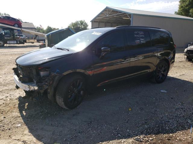 CHRYSLER PACIFICA T 2018 with VIN 2C4RC1EG4JR187339 - Photo from auction