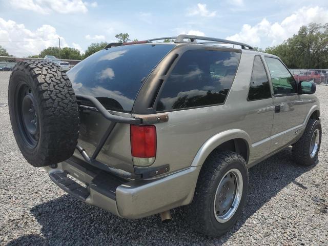 Photo 3 from auction – 2002 CHEVROLET BLAZER with VIN 1GNCT18W12K121007