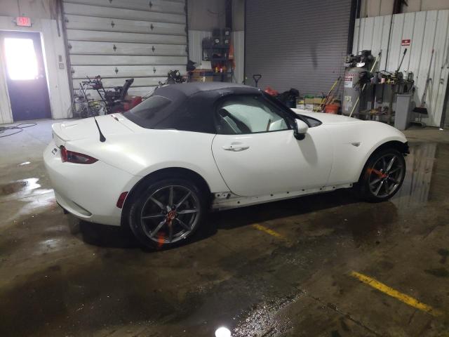 Photo 3 from auction – 2016 MAZDA MX-5 MIATA with VIN JM1NDAD7XG0108563