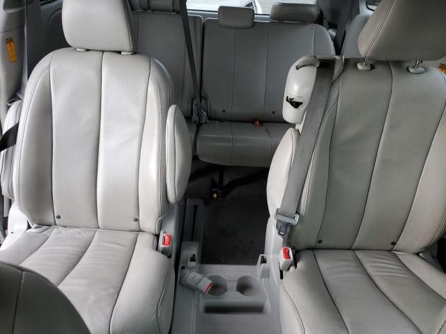 Photo 10 from auction – 2014 TOYOTA SIENNA XLE with VIN 5TDYK3DC1ES458024