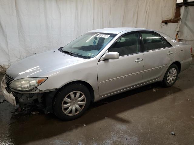 TOYOTA CAMRY LE 2005 with VIN 4T1BE30K35U031865 - Photo from auction