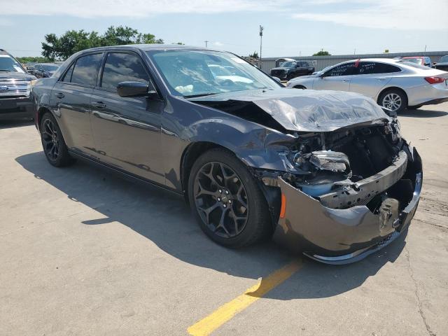 Photo 4 from auction – 2019 CHRYSLER 300 TOURIN with VIN 2C3CCAAG7KH758152